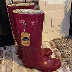 Magenta tall Chooka rain boots size 7